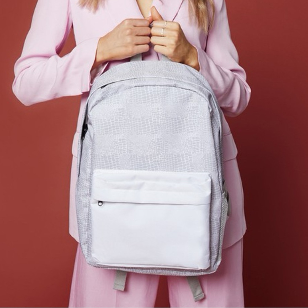 FABFITFUN Backpack - Picture 2 of 7